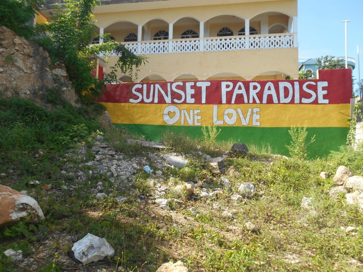 Solet'S Paradise Негрил Екстериор снимка